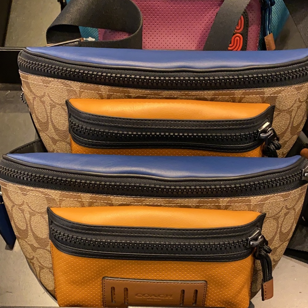 Coach Terrain Belt Bag in Signature Print - Picture 2 of 2
